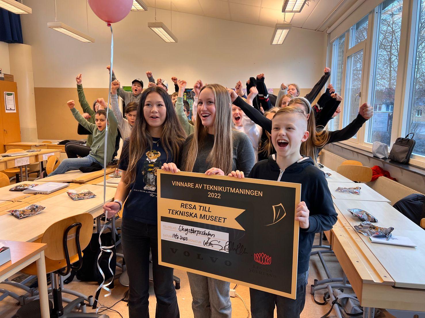Skolklass som vunnit en tävling